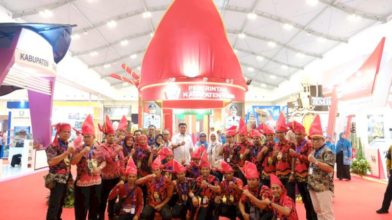 Gowa Sabet Juara Stand Favorit di Apkasi Otonomi Expo 2023