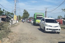Pemprov Sulsel Respons Keluhan Warga, Jalan Poros Sidrap-Soppeng Segera Diperbaiki