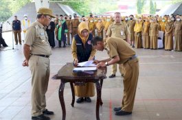 Lantik 829 Pejabat Fungsional Tertentu, Wali Kota Makassar Ingatkan Maksimalkan Kinerja