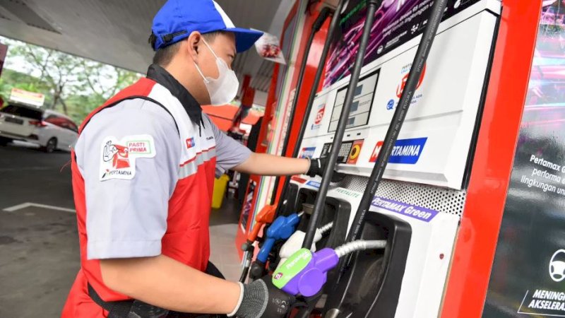 Pertamina kenalkan bahan bakar ramah lingkungan Pertamax Green 95 serentak di Jakarta dan Surabaya, Senin (24/7/2023). (Foto: Dok. Pertamina)