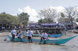 Gerakan Panrannuangku Ganjar Tarik Perhatian Warga dengan Lomba Kapal Ketinting