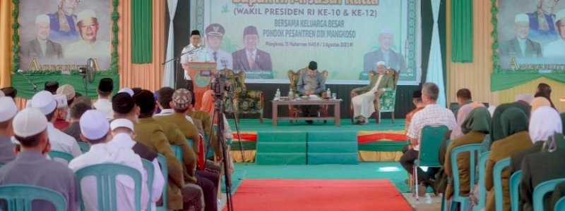 Jusuf Kalla Harap Santri Ponpes DDI Mangkoso Maju dengan Perkembangan Teknologi