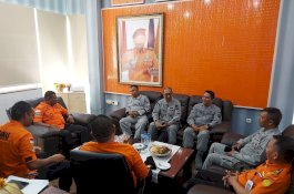 Kepala Basarnas Makassar Terima Kunjungan Bakamla