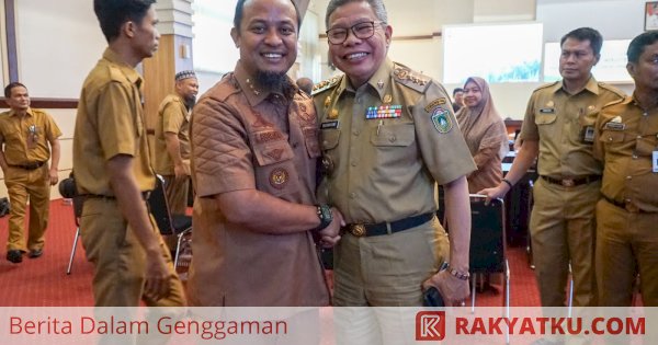 Gubernur Sulsel Menandatangani Persetujuan Penjabat Sekda Kota Parepare