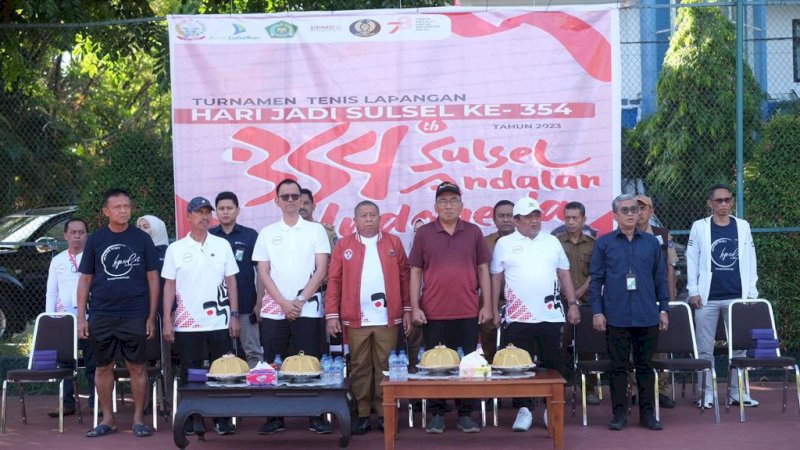 Gubernur Sulsel Harap Peserta Turnamen Tenis Lapangan Jaga Sportifitas