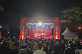 Asmo Sulsel Gelar Honda Carnival di Ambon. Hadirkan Music Performance dari Ebeng Acom dan Willy Sopacua. 
