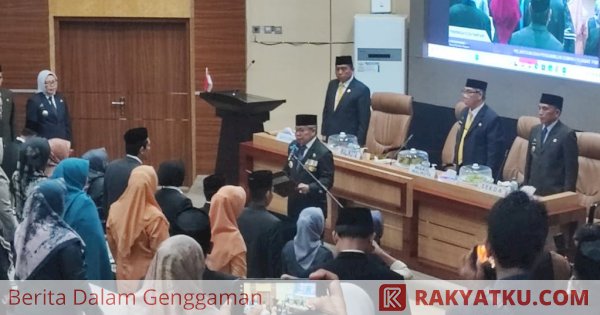 Wali Kota Parepare Lantik 12 Pejabat Baru, Tegaskan Amanah dan Tanggung Jawab