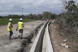 Pemprov Sulsel Kerjakan Jalan pada Ruas Tanabatue - Sanrego - Palattae di Bone