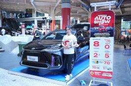Kunjungi Public Display Kalla Toyota di NIPAH Park, Hadirkan Line Up Toyota Hybrid & EV 