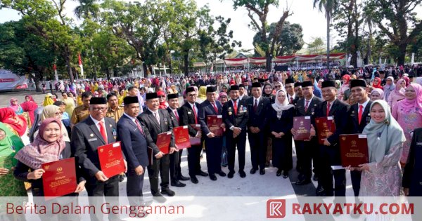 Gubernur Sulsel Sematkan 2.398 Satyalancana Karya Satya kepada PNS Pemprov