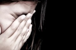 Oknum Polisi Diduga Paksa Tahanan Perempuan Oral Seks