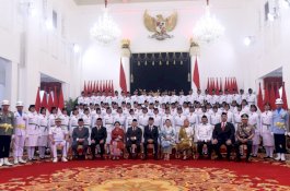 Presiden Jokowi Kukuhkan 76 Anggota Paskibraka 2023, Ini Daftar Lengkapnya