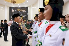 Danny Pomanto Kukuhkan Paskibraka Kota Makassar 2023