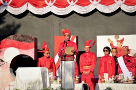 Ketua DPRD Makasaar Rudianto Lallo Bacakan Teks Proklamasi Peringatan HUT RI ke-78