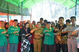 Wali Kota Palopo Serahkan Bantuan Modal Usaha ke 80 Mustahik