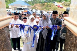 Bupati Wajo Resmikan Gedung Zam-Zam Pondok Tahfiz Imam Ahmad