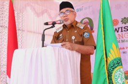 Wabup Bantaeng Hadiri Wisuda Santri DDI Mattoanging