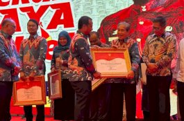 Pemkab Sidrap Terima Penghargaan Pembangunan Daerah 2023