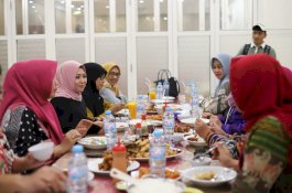 ERAT Sambut Hangat Rombongan Istri Pejabat TNI Sulsel di Kota Parepare