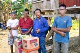 Prihatin, Anggota DPRD dari Fraksi PAN Bantu Korban Kebakaran