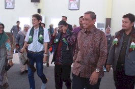 Dr Boyke Narasumber, Bupati Wajo Apresiasi Seminar Kesehatan Nasional PC IAI