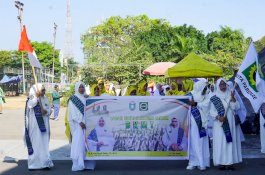 Kontingen Parepare Raih Juara Favorit Lomba Defile Silaturahmi Akbar BKMT