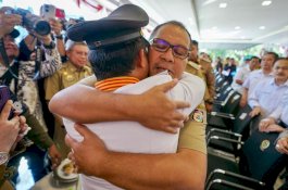 Wali Kota Makassar Hadiri Upacara Pelepasan Gubernur Sulsel