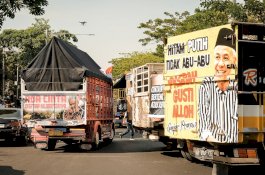 Berantas Pungli, Ganjar Dinobatkan sebagai Bapak Truk Nusantara