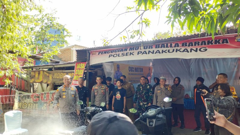 Kapolrestabes Makassar, Kombes Pol Mokhamad Ngajib saat melakukan peresmian. (Dok Rakyatku)