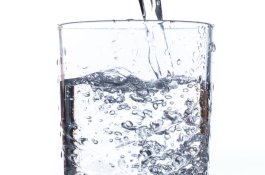 Begini Tanggapan KPPU Soal AMDK BPA Yang Lagi Marak