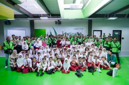 Gojek Gandeng Gramedia Academy Luluskan Ribuan Anak Mitra Driver dari Kursus Bahasa Inggris Komprehensif