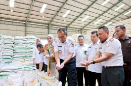 Wali Kota Makassar Jamin Stok Beras Aman hingga Akhir Tahun