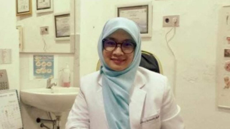 dr. Dewi Setiawati Muchsin Dekan Fakultas Kedokteran dan Kesehatan UIN Makassar