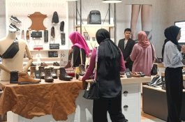 Gino Mariani Buka Toko ke-17 di NIPAH Park Makassar. 