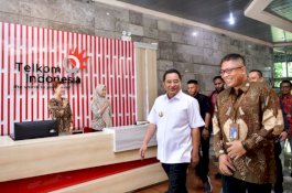 Pj Gubernur Bahtiar Ajak PT Telkom Perkuat Jaringan Telekomunikasi di Wilayah Timur Sulsel
