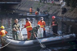 Sukseskan World Clean Up Day, KALLA Berkolaborasi dengan Komunitas WCD Sulsel Hadirkan Program Aksi Bersih