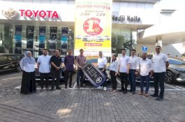 Komitmen Mencapai Target Net Zero Emission, KALLA Gunakan Kendaraan Listrik Toyota bZ4X