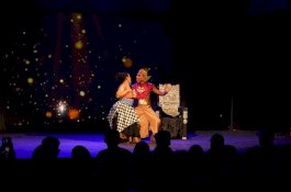 Teater Keliling dan Bakti Budaya Djarum Foundation Sukses Pentaskan 