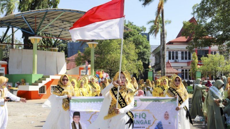Taufan Pawe Buka Pekan Maulid BKMT Tingkat Kota