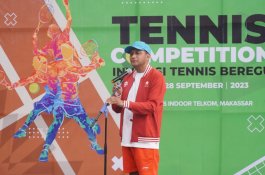 Wamenkumham Buka Tennis Competition HUT PT. Semen Tonasa ke-55