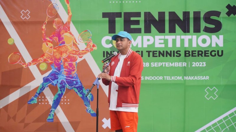 Wamenkumham Buka Tennis Competition HUT PT. Semen Tonasa ke-55