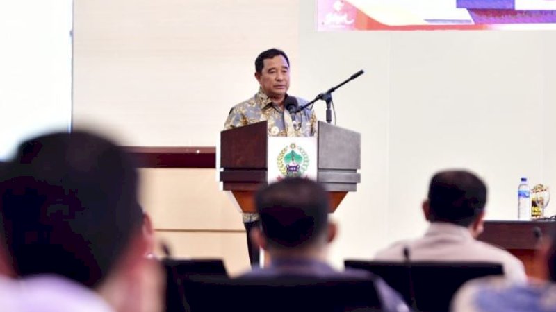 Penjabat (Pj) Gubernur Sulawesi Selatan (Sulsel), Bahtiar Baharuddin. (Foto: Pemprov Sulsel)