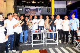 Amran Mahmud Sampaikan Pesan Dalam Coffee Morning BLK dengan Organisasi Pengusaha di Wajo