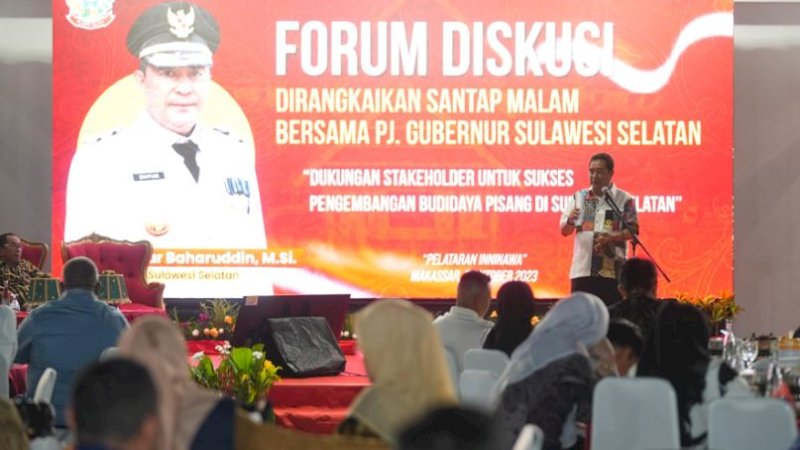 Forum diskusi yang dilaksanakan di Taman Inninawa, rumah jabatan Gubernur Sulsel, Senin (9/10/2023) malam. (Foto: Pemprov Sulsel)