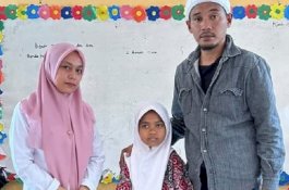 Lahir Tanpa Tangan dan Satu Kaki, Bocah 10 Tahun di Jeneponto Tetap Semangat ke Sekolah 