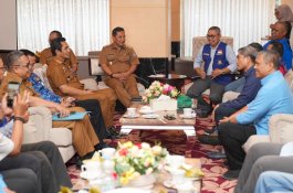 Pj Gubernur Bahtiar Serap Aspirasi Nelayan Sulsel