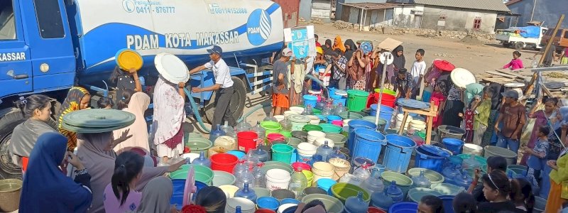 Beni Iskandar Perintahkan Posko Petugas Pengantaran Air Hingga Dini Hari