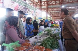 Kelompok Tani Organik Binaan PT Vale Ramaikan Gerakan Pangan Murah di Morowali