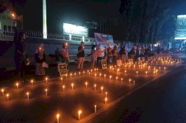 Prihatin Terhadap Konflik Israel-Palestina yang Terus Memakan Korban Sipil, Aliansi Perdamaian Gelar Aksi Bakar Lilin di Makassar 