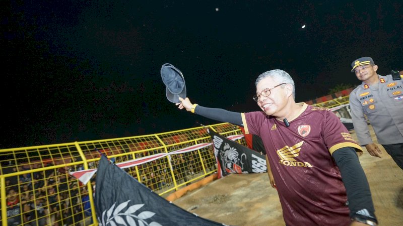 Didampingi Nurdin Abdullah, Taufan Pawe Pamit dari Suporter PSM Makassar